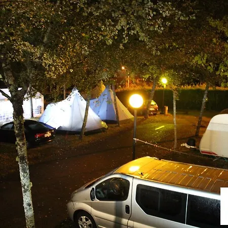 Aldea Guntin Camping Caniza La Caniza