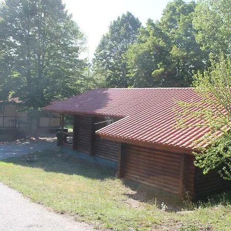 Aldea Guntin Camping Caniza 2*