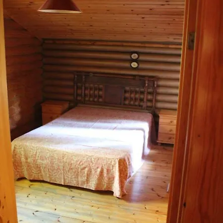 Aldea Guntin Camping Caniza Hotell